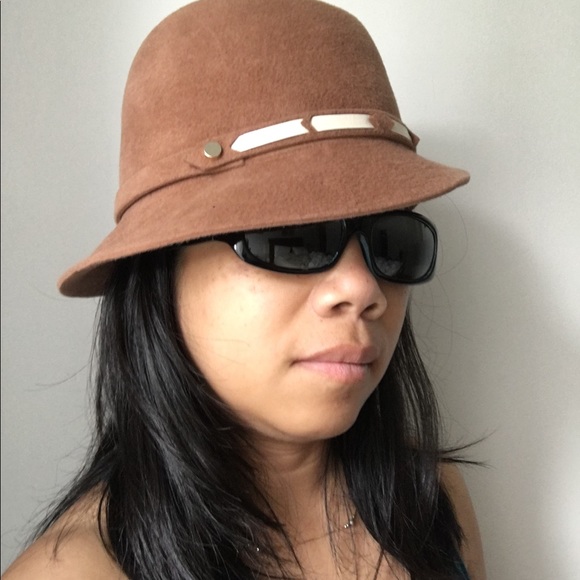 🆑HP✨Helen Kaminski Koschka Asymmetrical Cloche ✨ - Picture 6 of 7